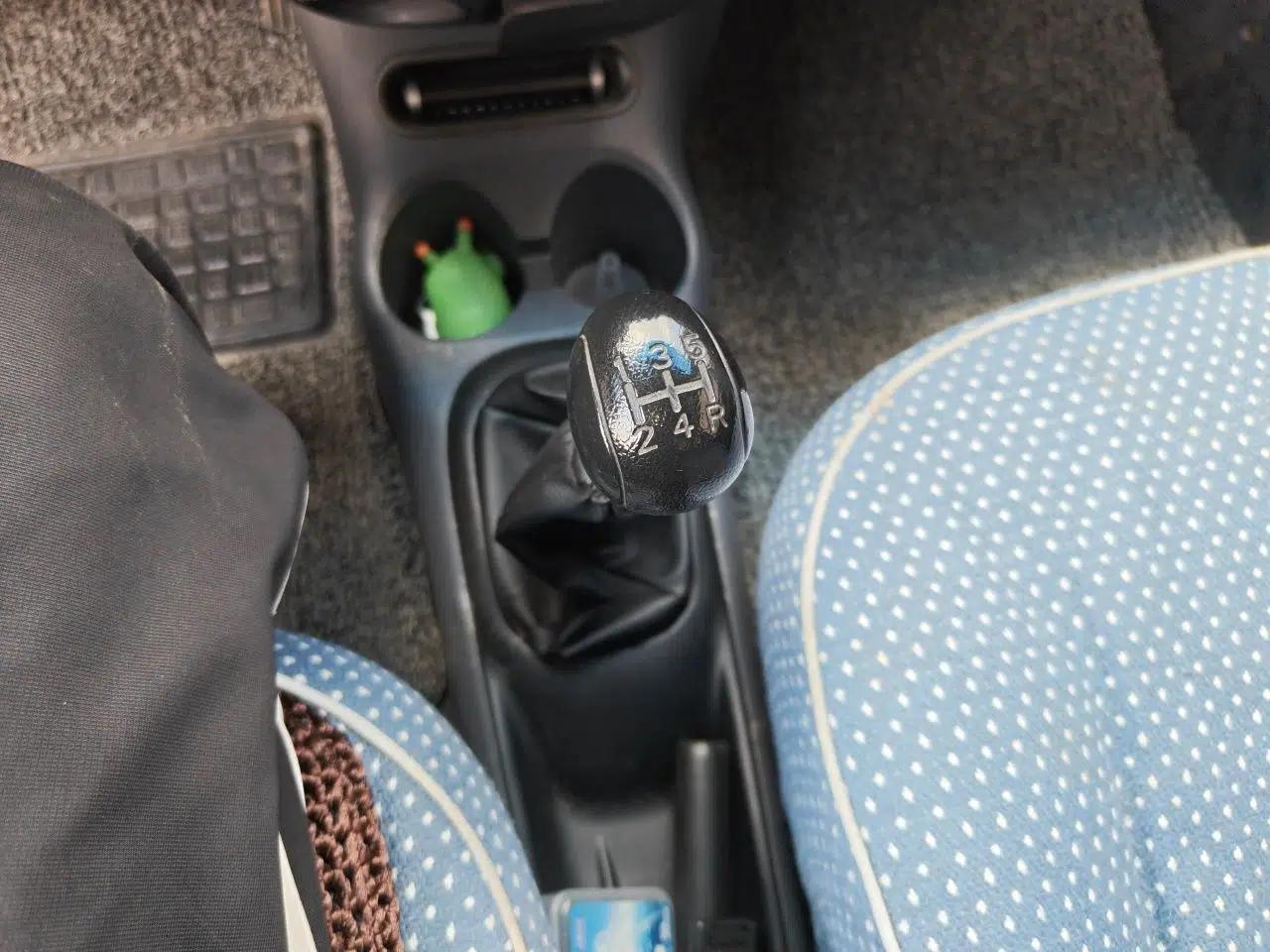 Baojun Lechi 2012 Revised 1.0L Manual P-TEC Standard Edition — миниатюра 14