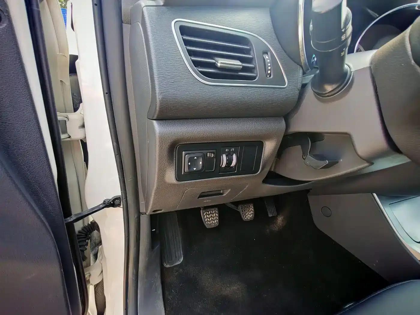JAC T6 2022 2.0T Diesel Two-Wheel Drive Engineering Edition Long Wheelbase — миниатюра 12