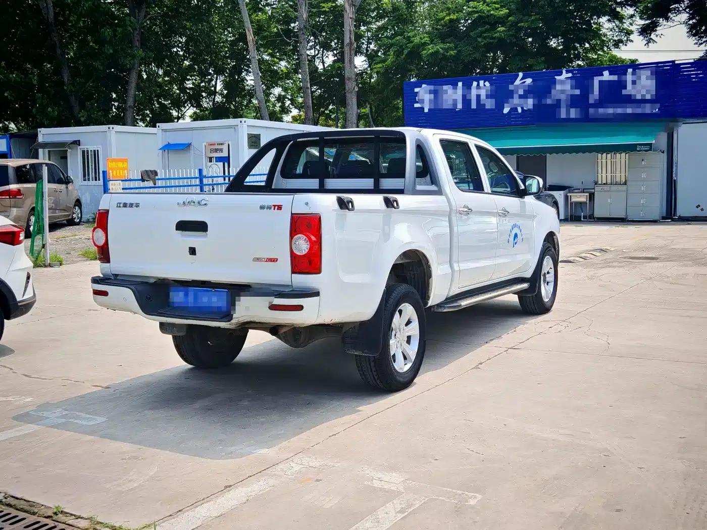JAC T6 2022 2.0T Diesel Two-Wheel Drive Engineering Edition Long Wheelbase — миниатюра 4
