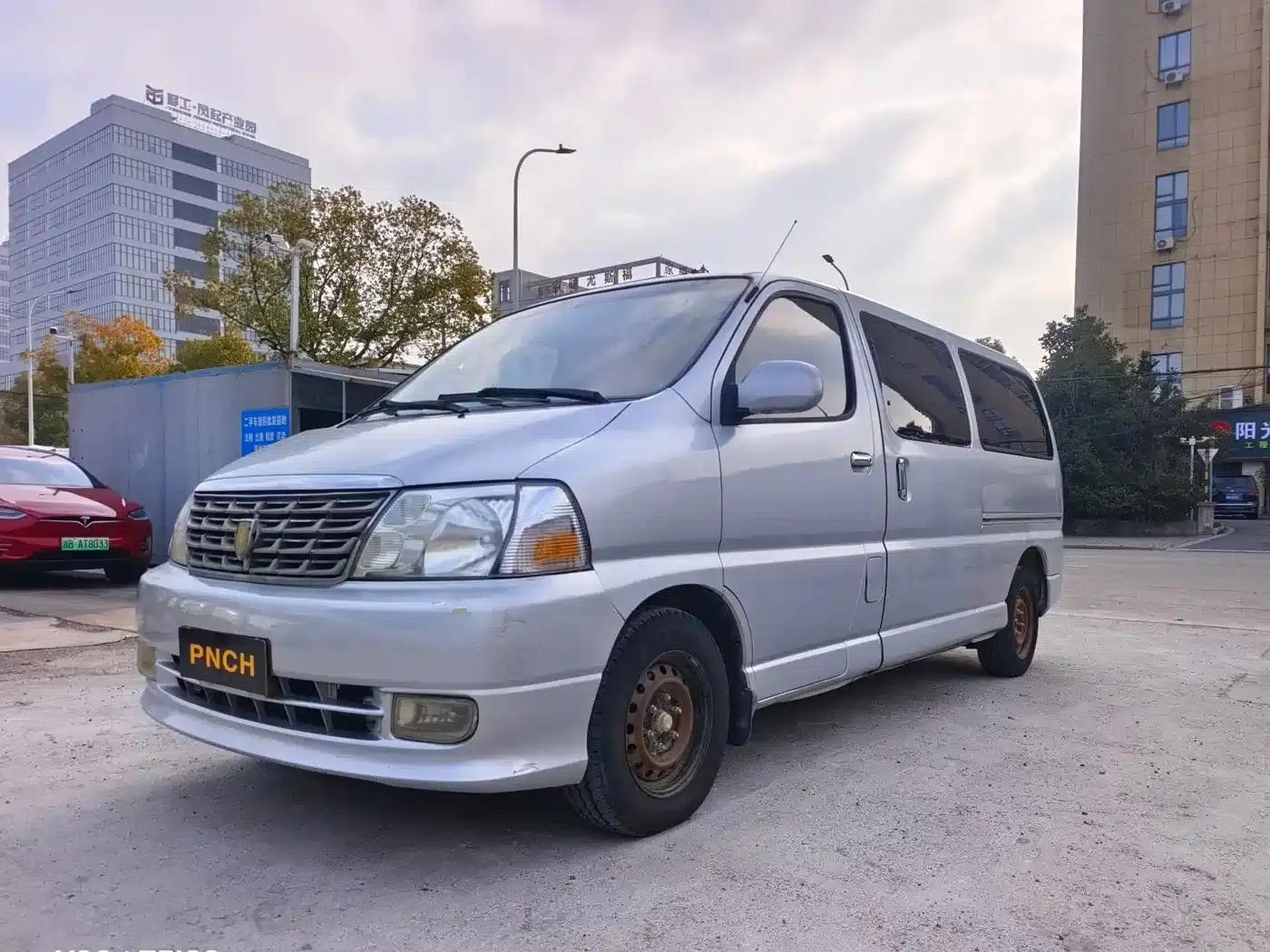 Grace 2013 2.0L Smart Standard 7-Seater National Games Commemorative Edition (National IV Emission Standard) — миниатюра 1