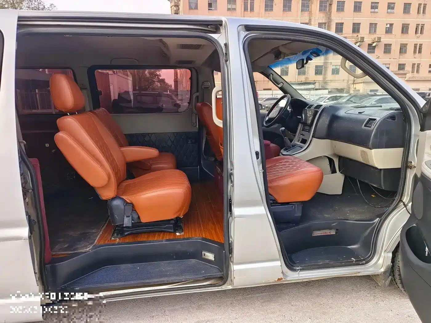 Grace 2013 2.0L Smart Standard 7-Seater National Games Commemorative Edition (National IV Emission Standard) — миниатюра 7