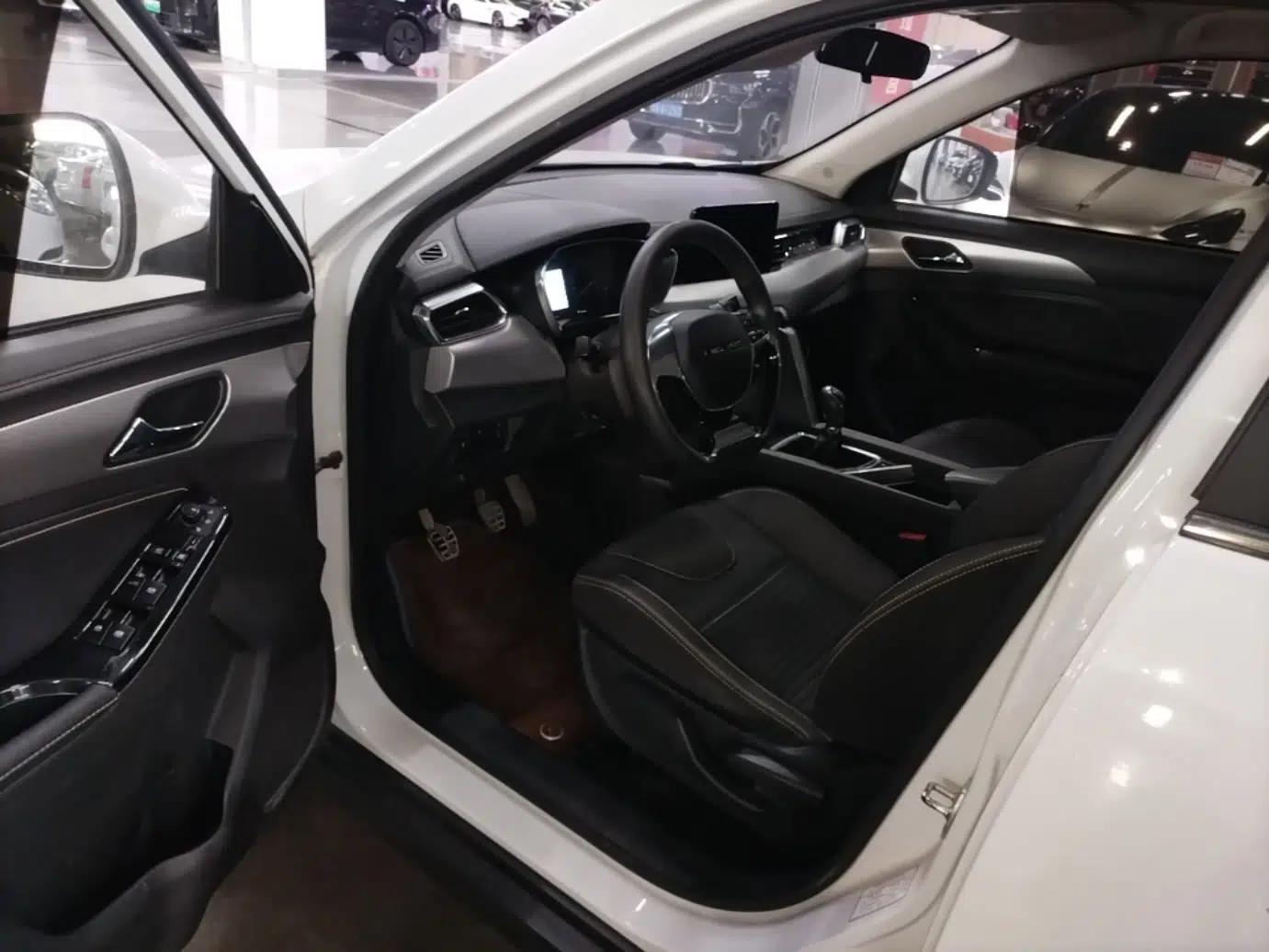 BAIC Beijing X3 2019 1.5T Manual Glory Edition — миниатюра 18