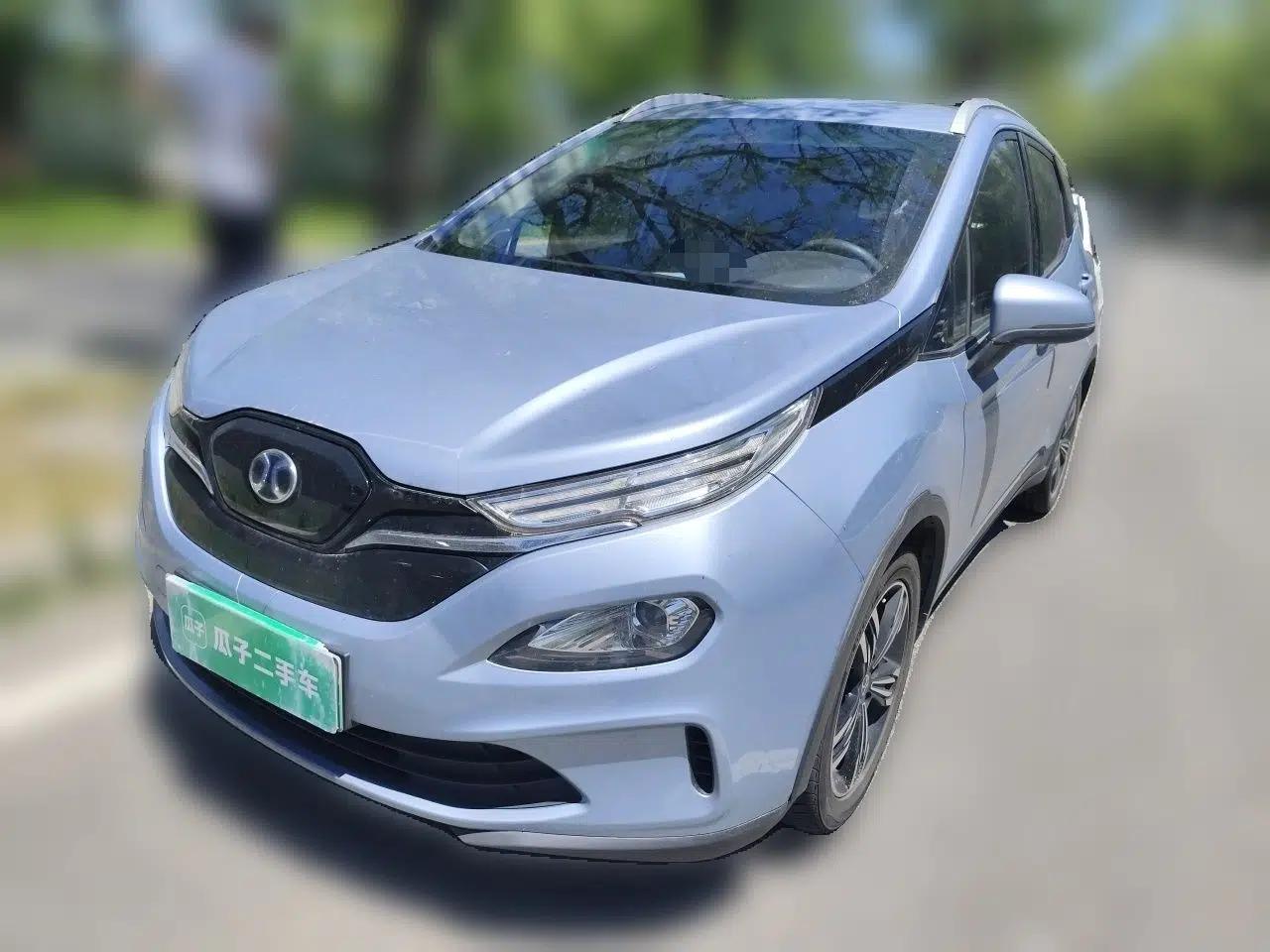 BAIC Beijing EX3 2019 R600 Strong Wind Edition — миниатюра 1