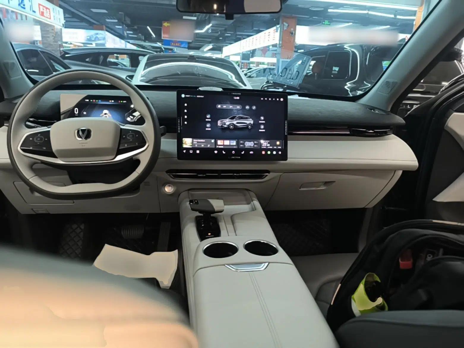 CHANGAN UNI-Z New Energy 2024 Blue Whale Smart Electric iDD 125km Beyond Edition — миниатюра 12