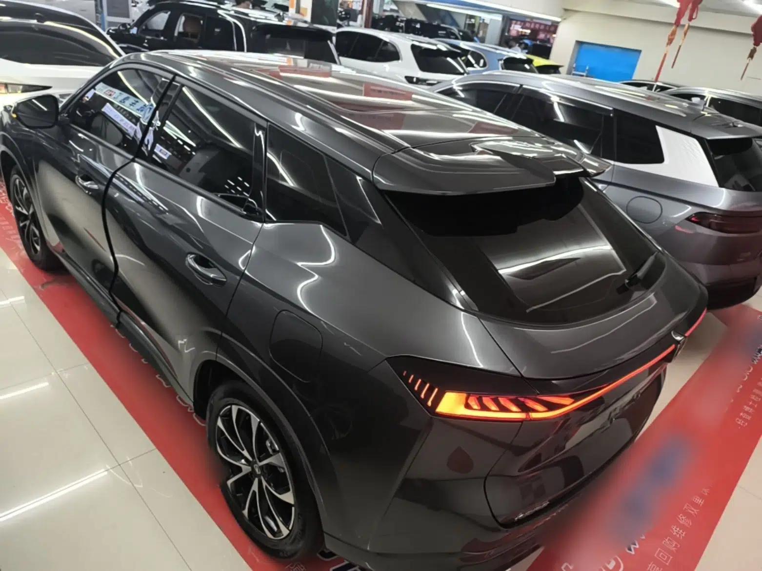 CHANGAN UNI-Z New Energy 2024 Blue Whale Smart Electric iDD 125km Beyond Edition — миниатюра 4