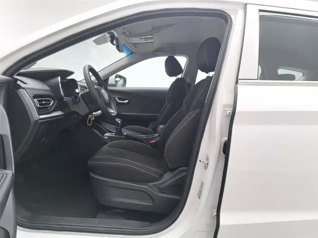 Jetour X70M 2020 Facelift 1.5T Manual Companion 6-Seater — миниатюра 10