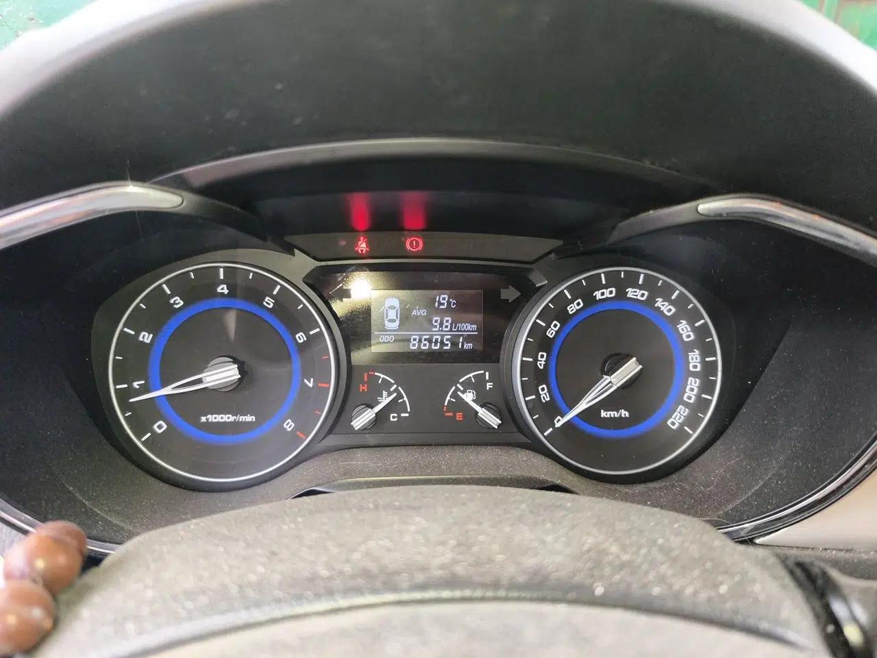 CHANGAN Alsvin V7 2016 1.6L Manual Enjoyment Model China IV Standard — миниатюра 11