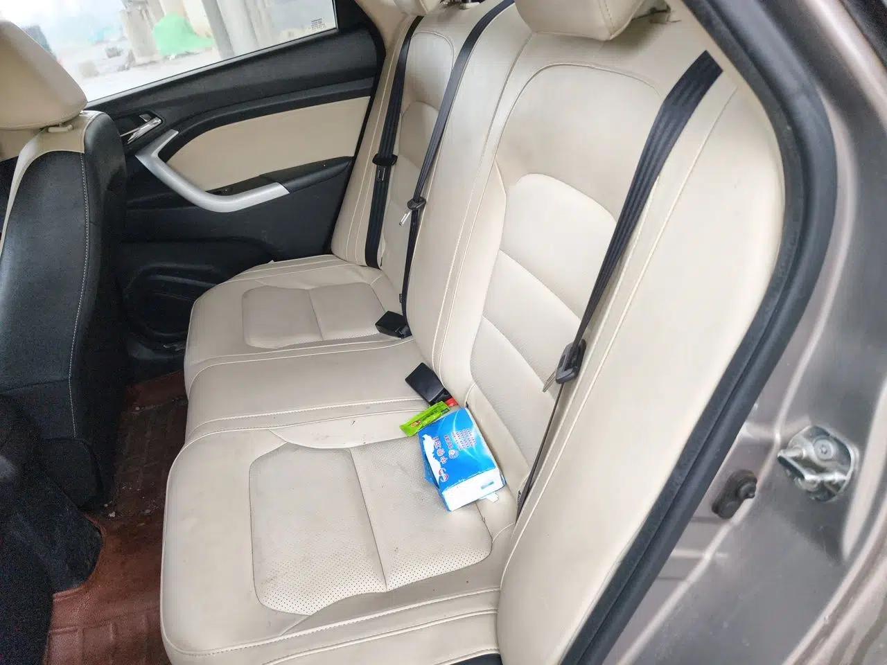 CHANGAN Alsvin V7 2016 1.6L Manual Enjoyment Model China IV Standard — миниатюра 17