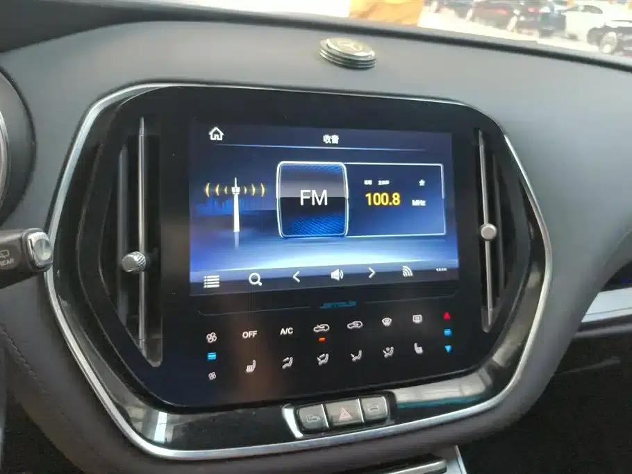 Jetour X70 Coupe 2020 1.6T DCT Cool 5-seater — миниатюра 13