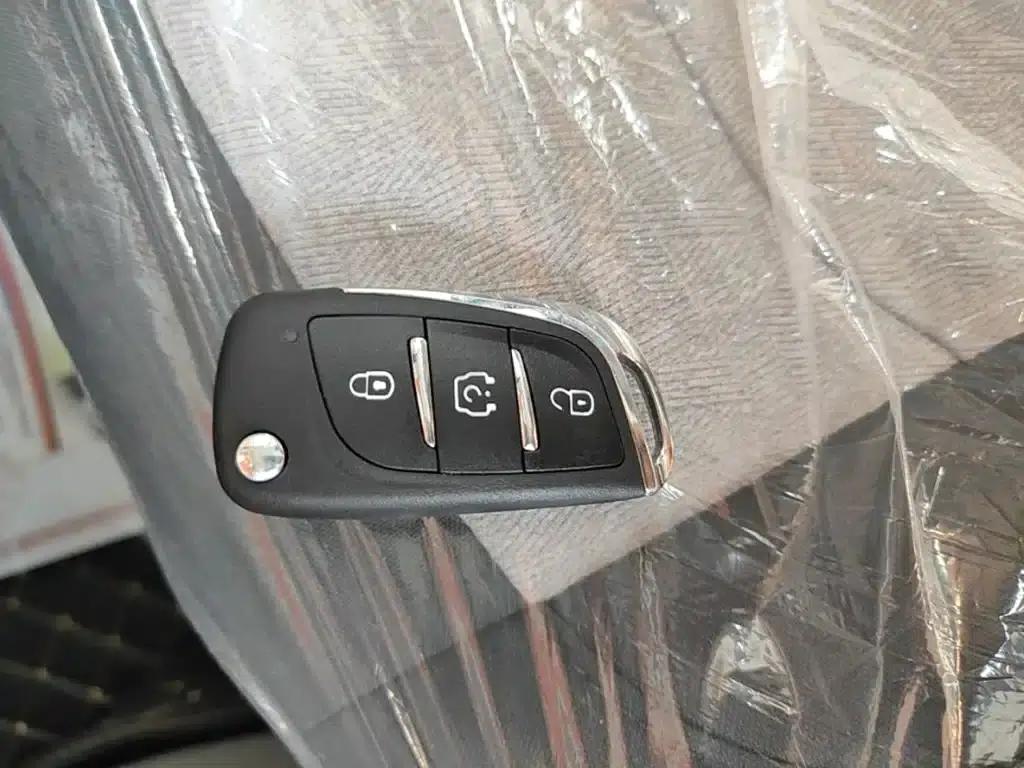 Yizhi EV2 2026 PLUS+ Comfort Model — миниатюра 9