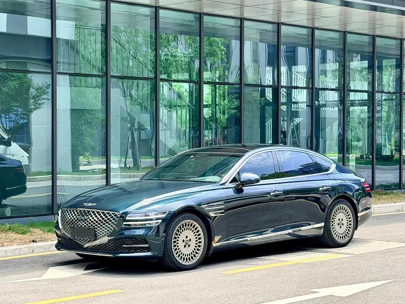 Genesis G80 2023 2.5T Rear-Wheel Drive Flagship Edition — миниатюра 1
