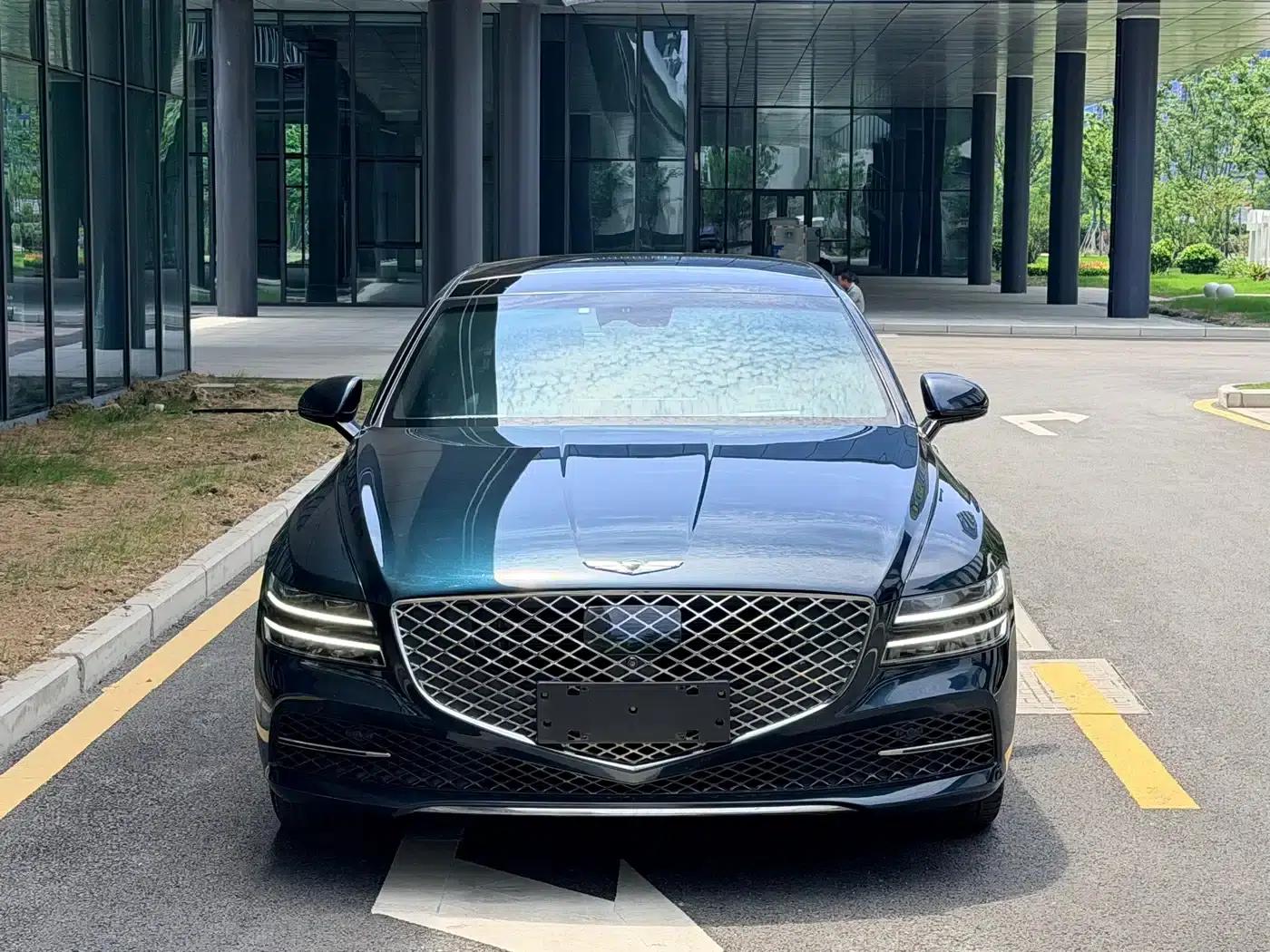 Genesis G80 2023 2.5T Rear-Wheel Drive Flagship Edition — миниатюра 2