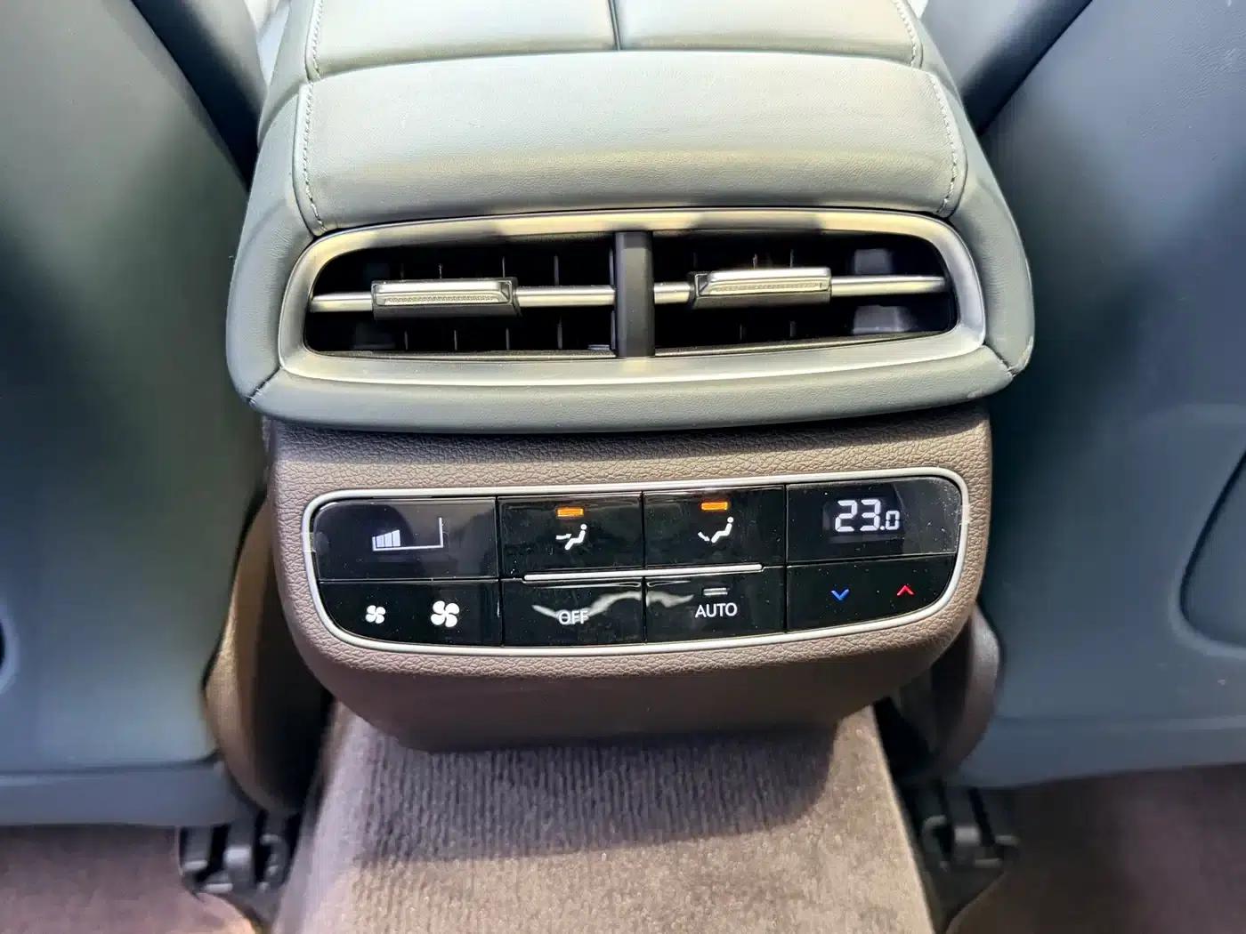 Genesis G80 2023 2.5T Rear-Wheel Drive Flagship Edition — миниатюра 17