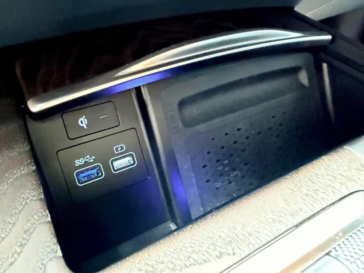 Genesis G80 2023 2.5T Rear-Wheel Drive Flagship Edition — миниатюра 21