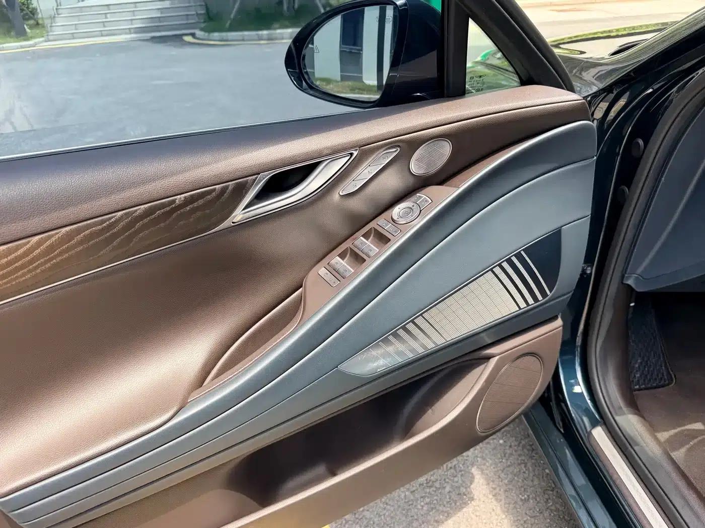 Genesis G80 2023 2.5T Rear-Wheel Drive Flagship Edition — миниатюра 7