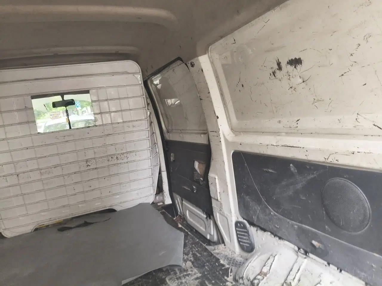CHANGAN KAICHENG Star 9EV Changan Kaicheng Chang’an Star EV 2020, battery capacity 35.9 kWh, automatic 2‑seat — миниатюра 17