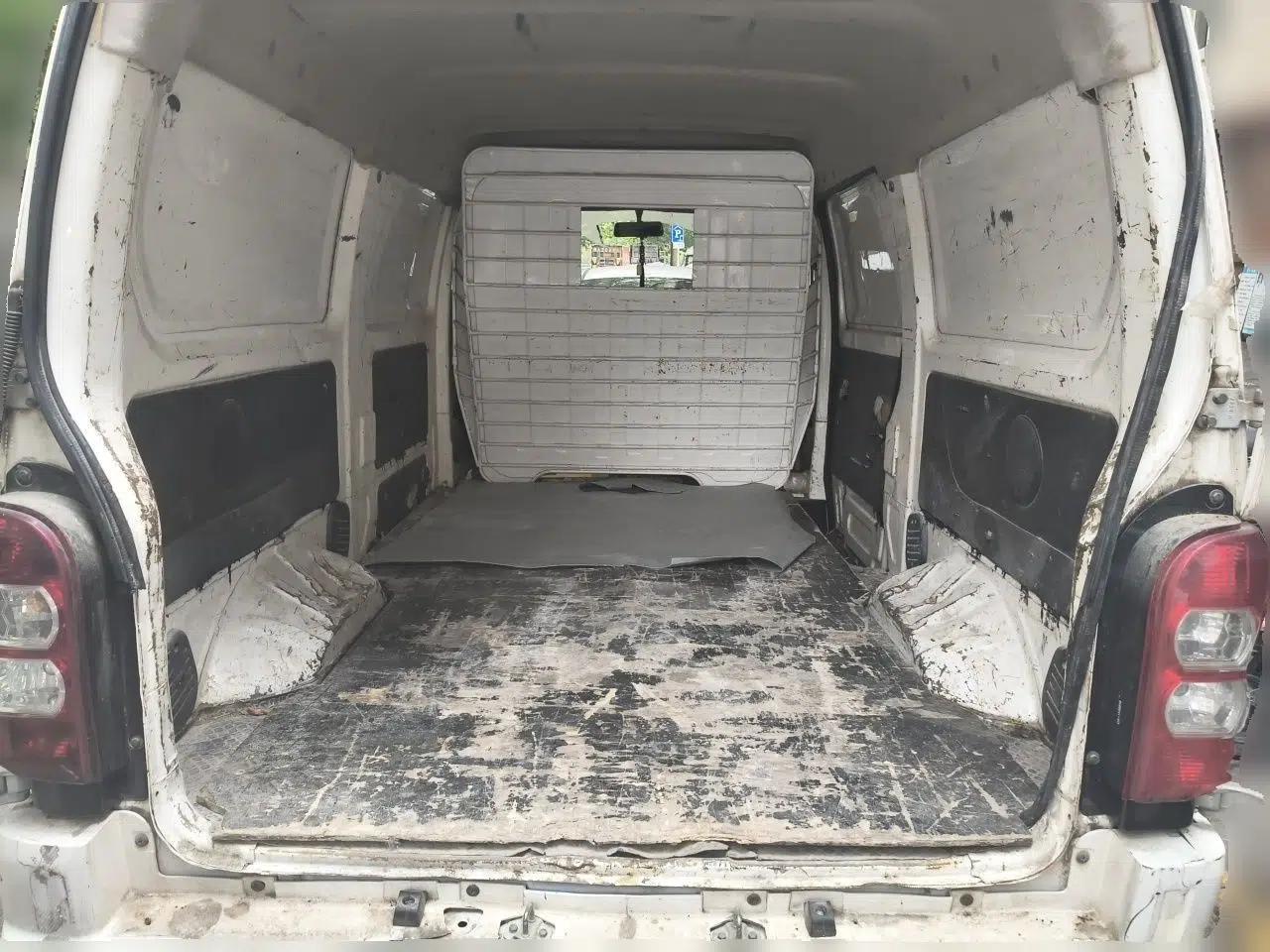 CHANGAN KAICHENG Star 9EV Changan Kaicheng Chang’an Star EV 2020, battery capacity 35.9 kWh, automatic 2‑seat — миниатюра 19