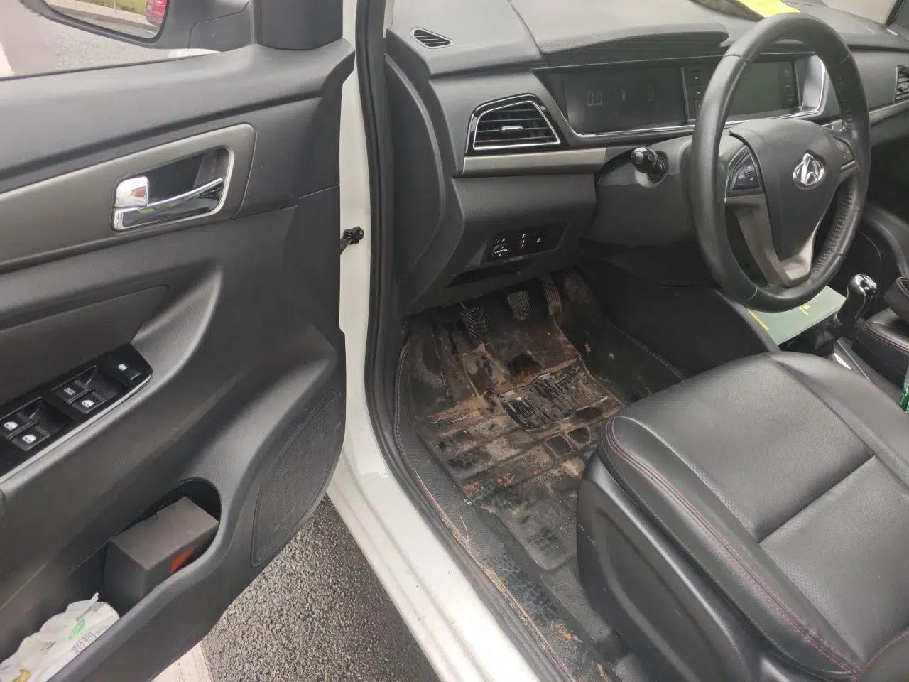 CHANGAN KAICHENG Oushang A600 2016 1.5L Manual Luxury 7-Seater — миниатюра 16