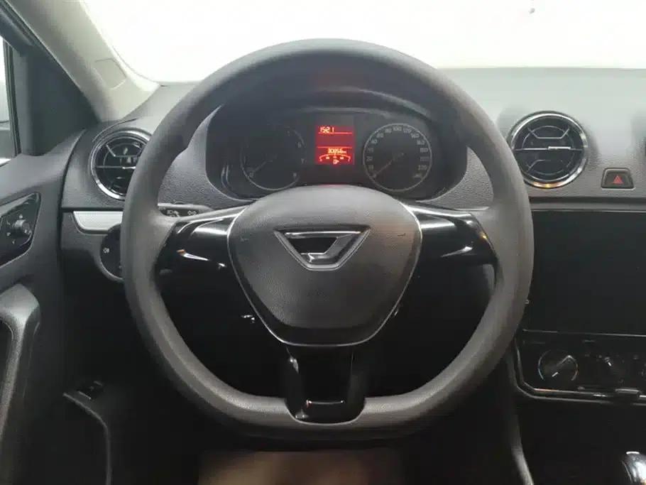 Jetta VA3 2019 1.5L Automatic Enjoy Edition — миниатюра 15