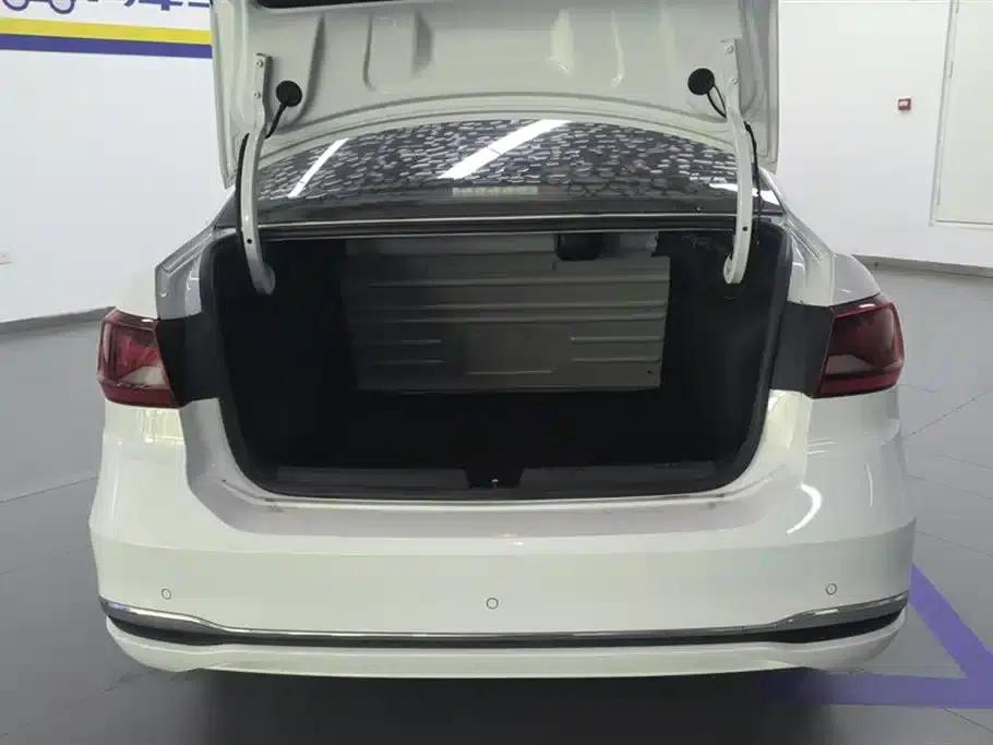 Jetta VA3 2019 1.5L Automatic Enjoy Edition — миниатюра 4