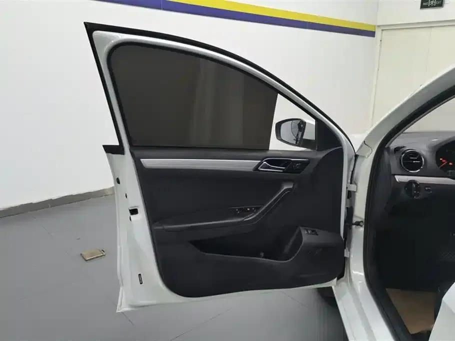Jetta VA3 2019 1.5L Automatic Enjoy Edition — миниатюра 7