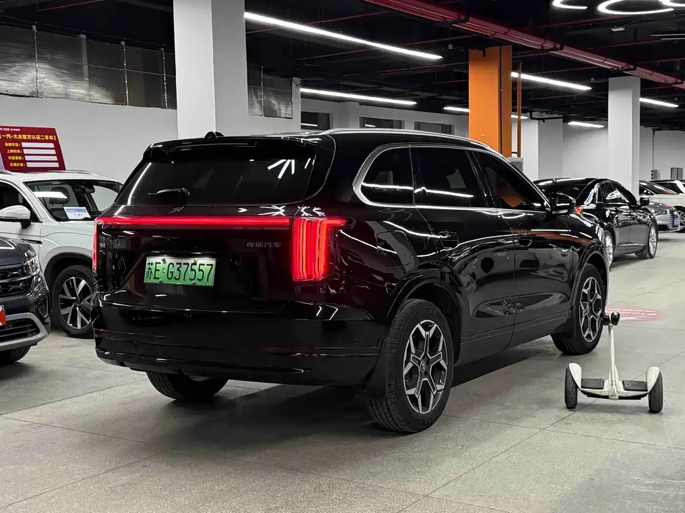 Jetour Mountain & Sea L7 PLUS 2026 Model 121km Luxury Edition 7-Seater — миниатюра 4