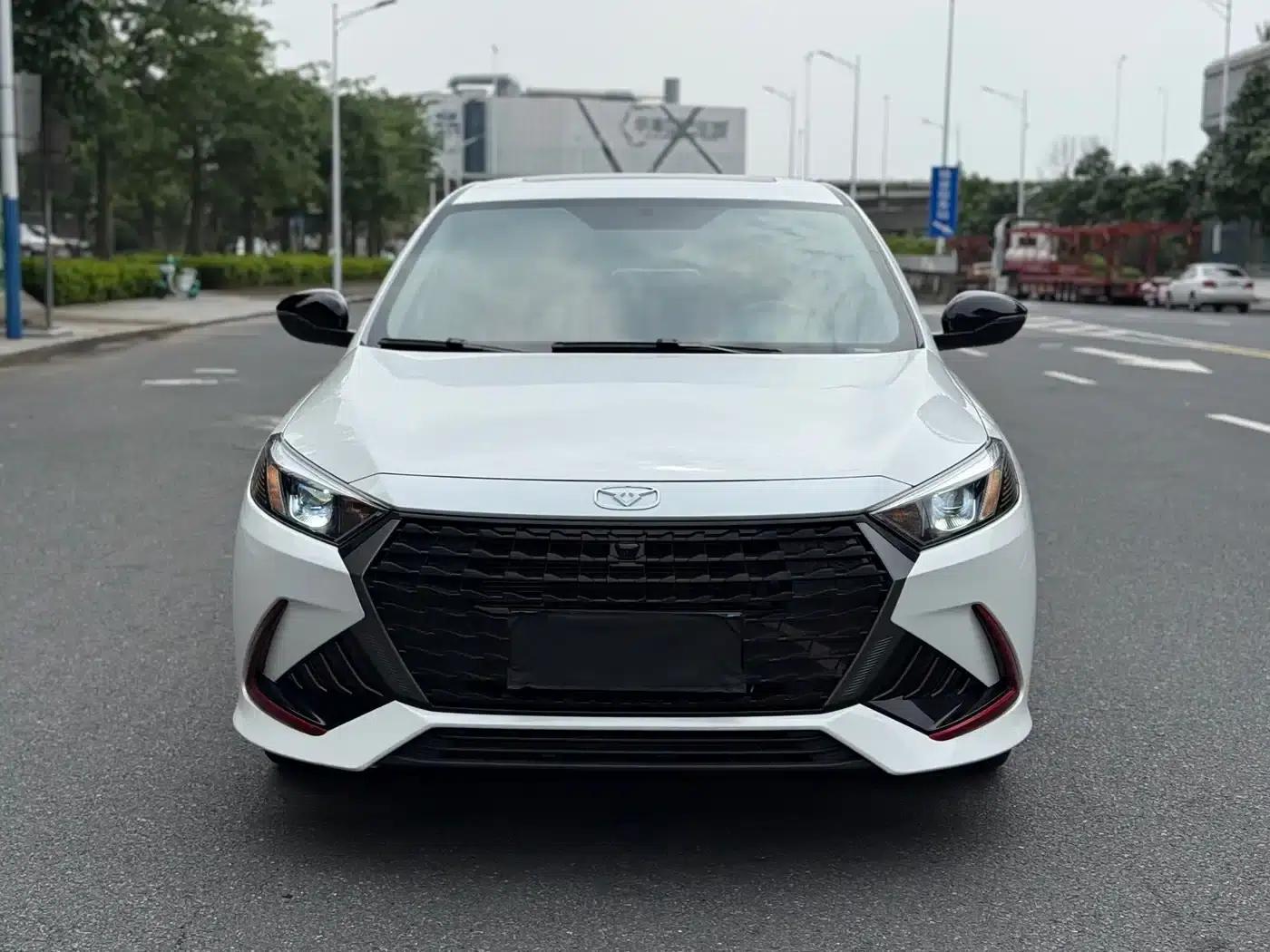 Sylphy 2024 1.5T CVT Luxury Edition — миниатюра 2