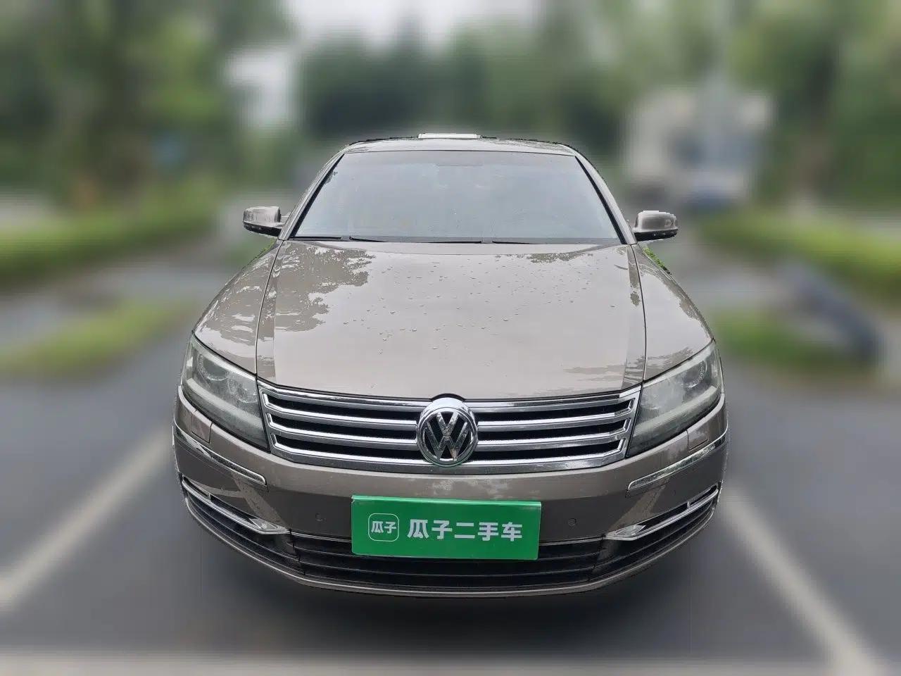 Volkswagen Phaeton 2012 3.0L Business Edition — миниатюра 2