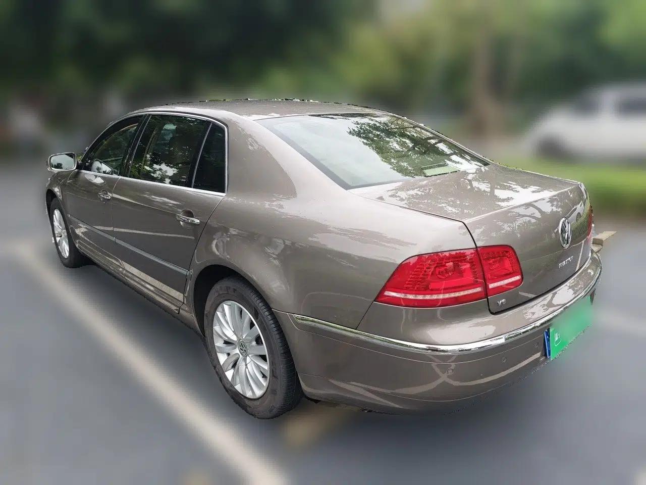 Volkswagen Phaeton 2012 3.0L Business Edition — миниатюра 4