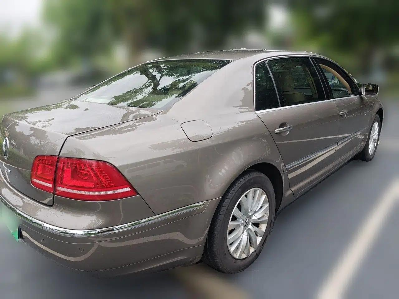 Volkswagen Phaeton 2012 3.0L Business Edition — миниатюра 6