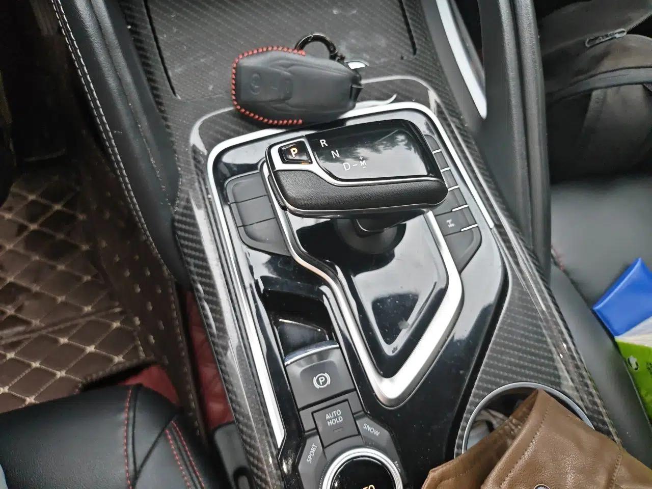 SAIC MAXUS D90 Pro 2021 2.0T Gasoline 4x4 Luxury Edition 7-Seater — миниатюра 14