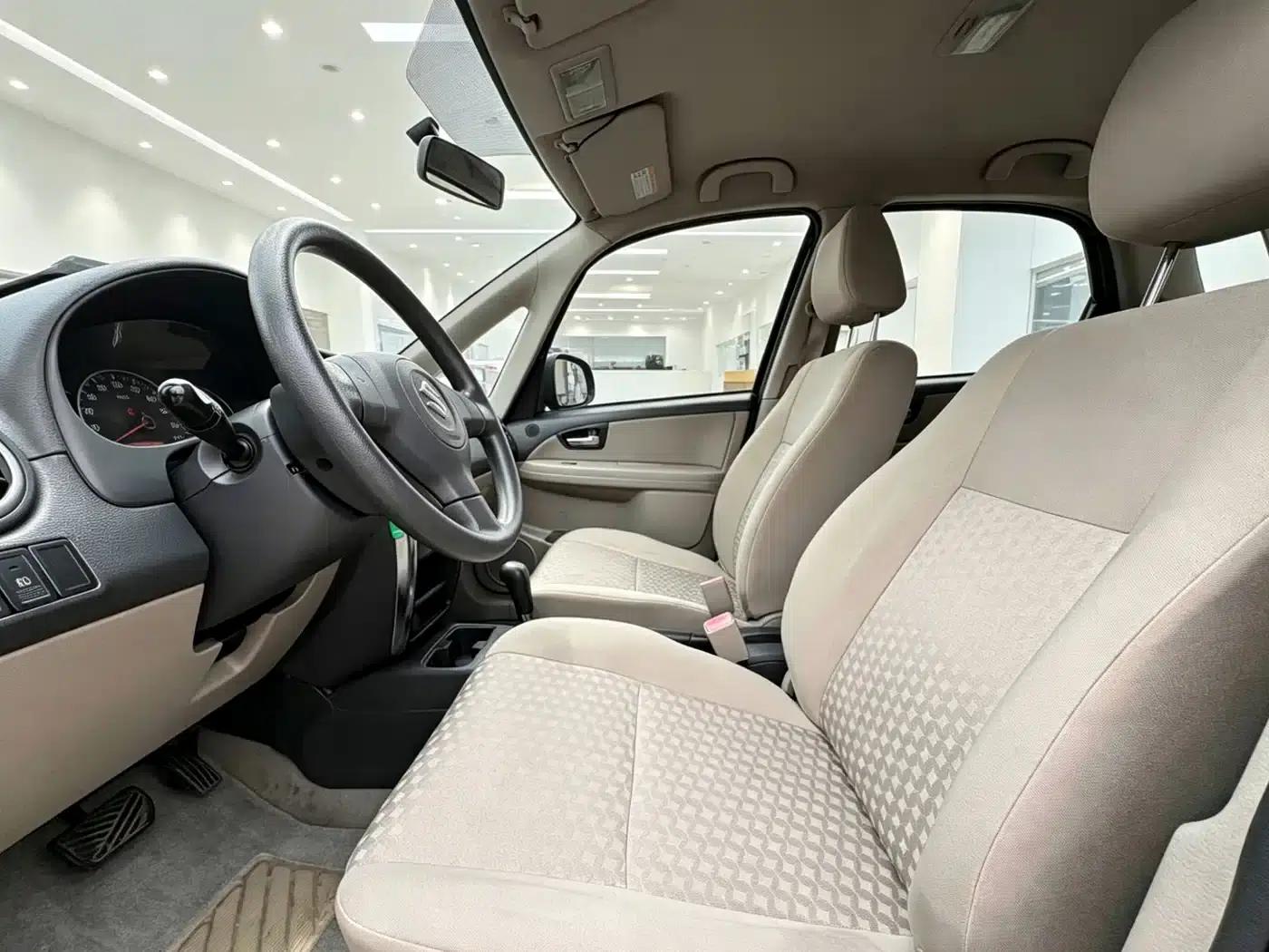 SX4 2012 1.6L Automatic Elite Edition — миниатюра 5