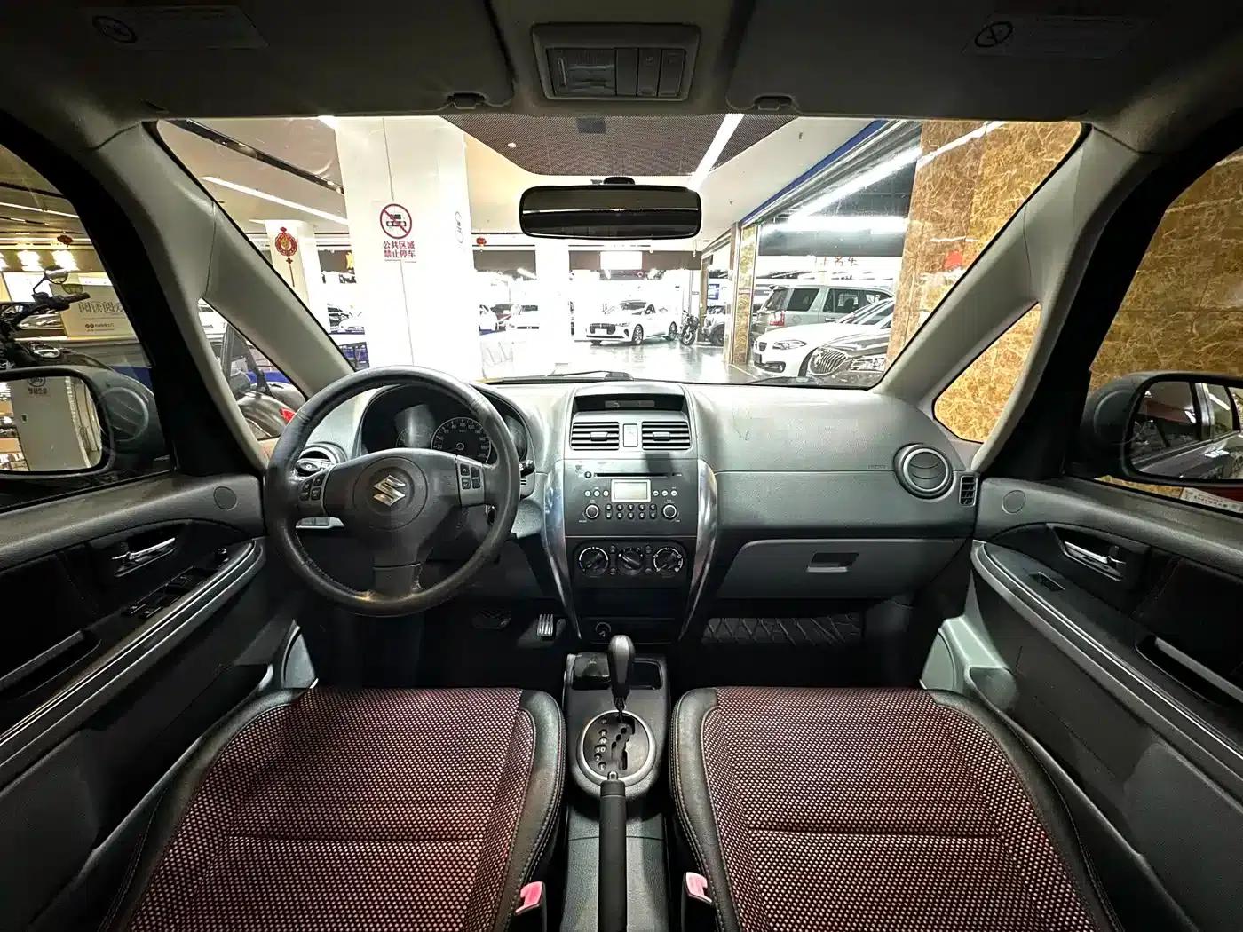 2009 Suzuki SX4 Hatchback 1.6L Automatic Sport — миниатюра 16