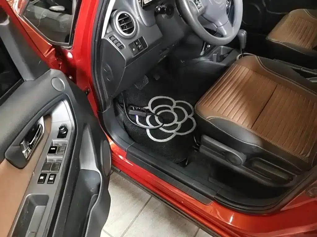 SX4 2013 1.6L Automatic Cool Edition — миниатюра 16