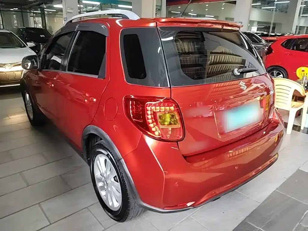 SX4 2013 1.6L Automatic Cool Edition — миниатюра 5