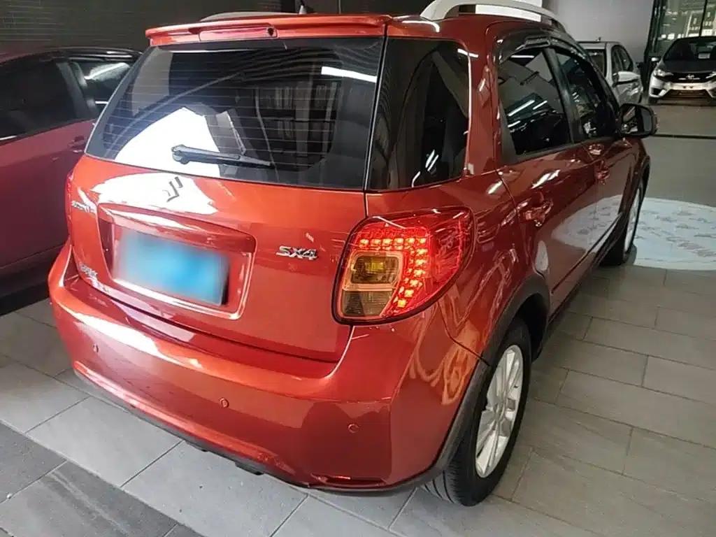 SX4 2013 1.6L Automatic Cool Edition — миниатюра 7
