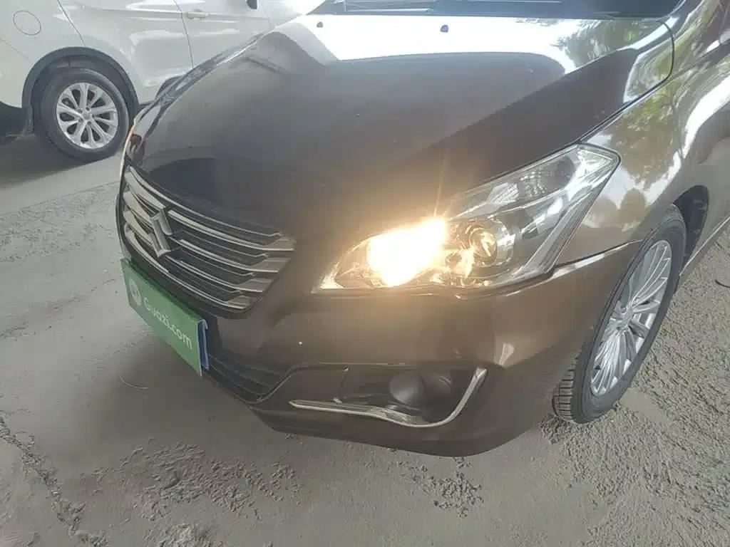 Ciaz 2015 1.6L Automatic Enjoyment Edition — миниатюра 18