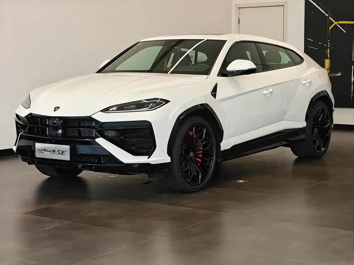 2026 Urus SE 4.0T Standard Edition — миниатюра 5