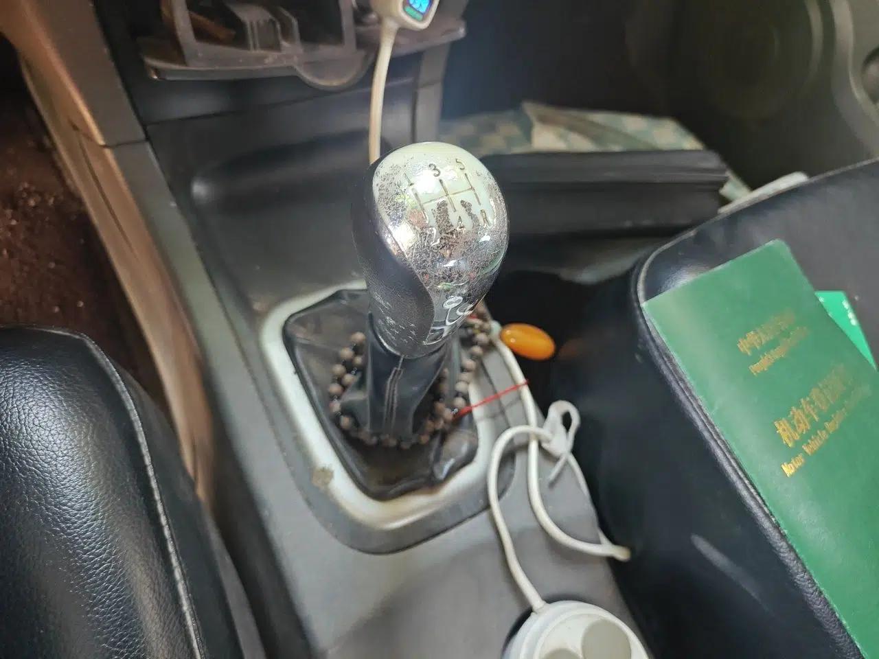 Dongfeng Shuaike 2011 1.6L Manual Luxury 7-Seater — миниатюра 14