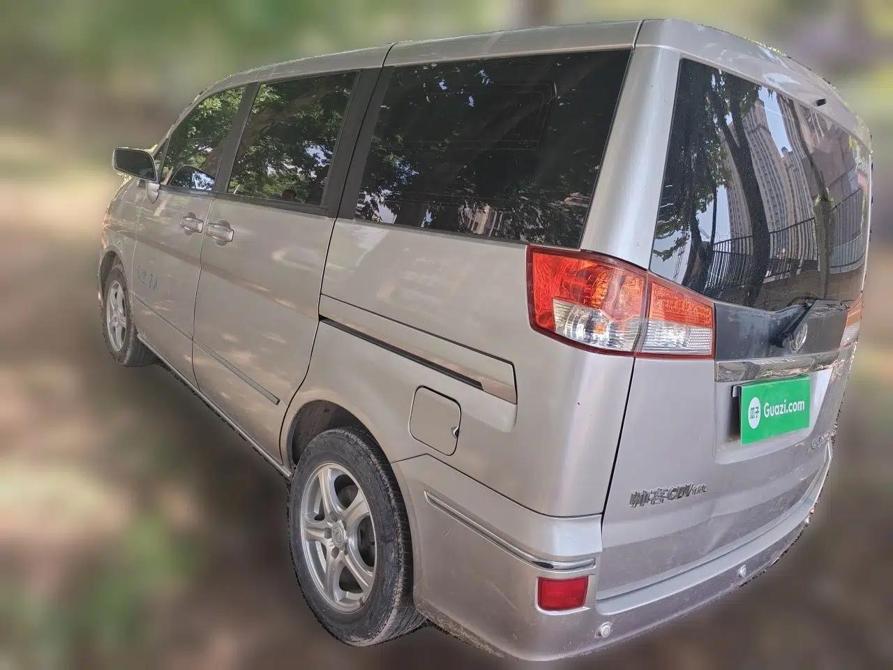 Dongfeng Shuaike 2011 1.6L Manual Luxury 7-Seater — миниатюра 4