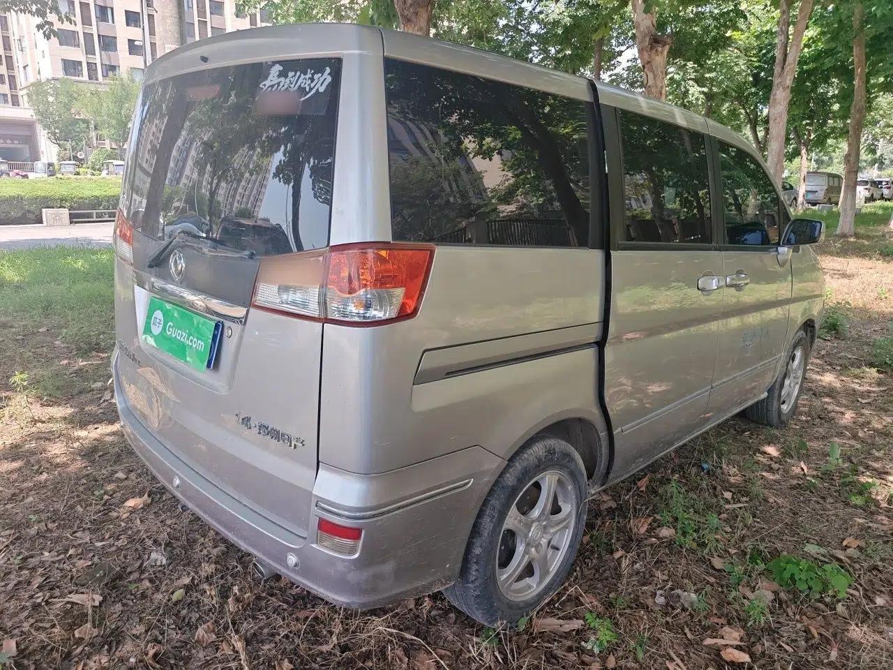 Dongfeng Shuaike 2011 1.6L Manual Luxury 7-Seater — миниатюра 6