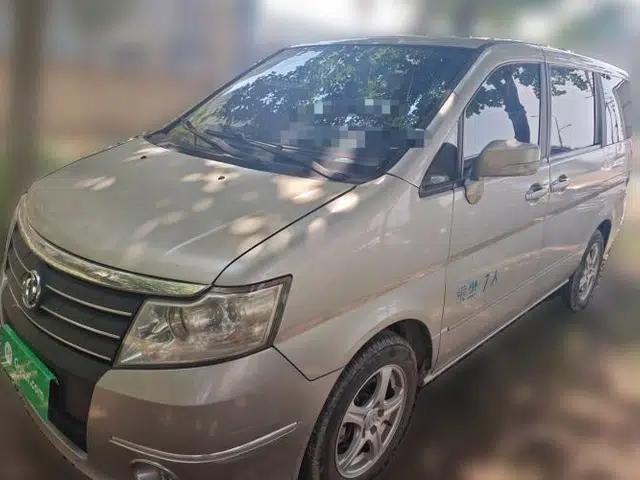 Dongfeng Shuaike 2011 1.6L Manual Luxury 7-Seater