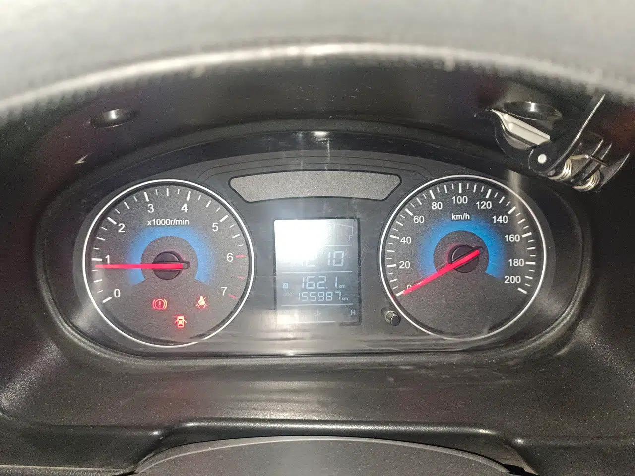 Dongfeng Fengon 370 2016 1.5L Manual Standard Edition SFG15-05 7 Seats — миниатюра 11