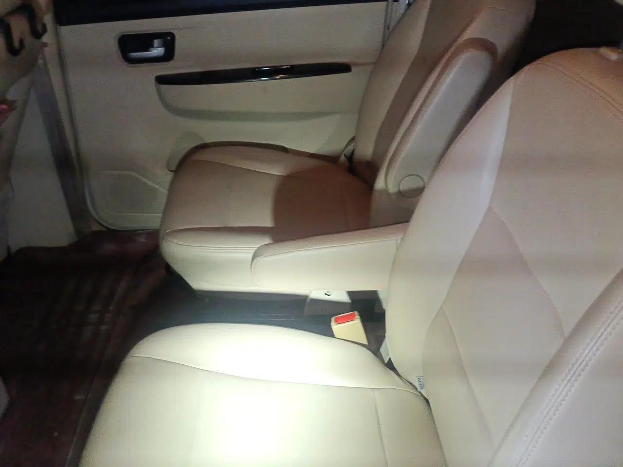 Dongfeng Fengon 370 2016 1.5L Manual Standard Edition SFG15-05 7 Seats — миниатюра 17