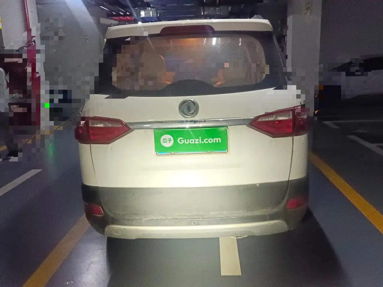 Dongfeng Fengon 370 2016 1.5L Manual Standard Edition SFG15-05 7 Seats — миниатюра 5