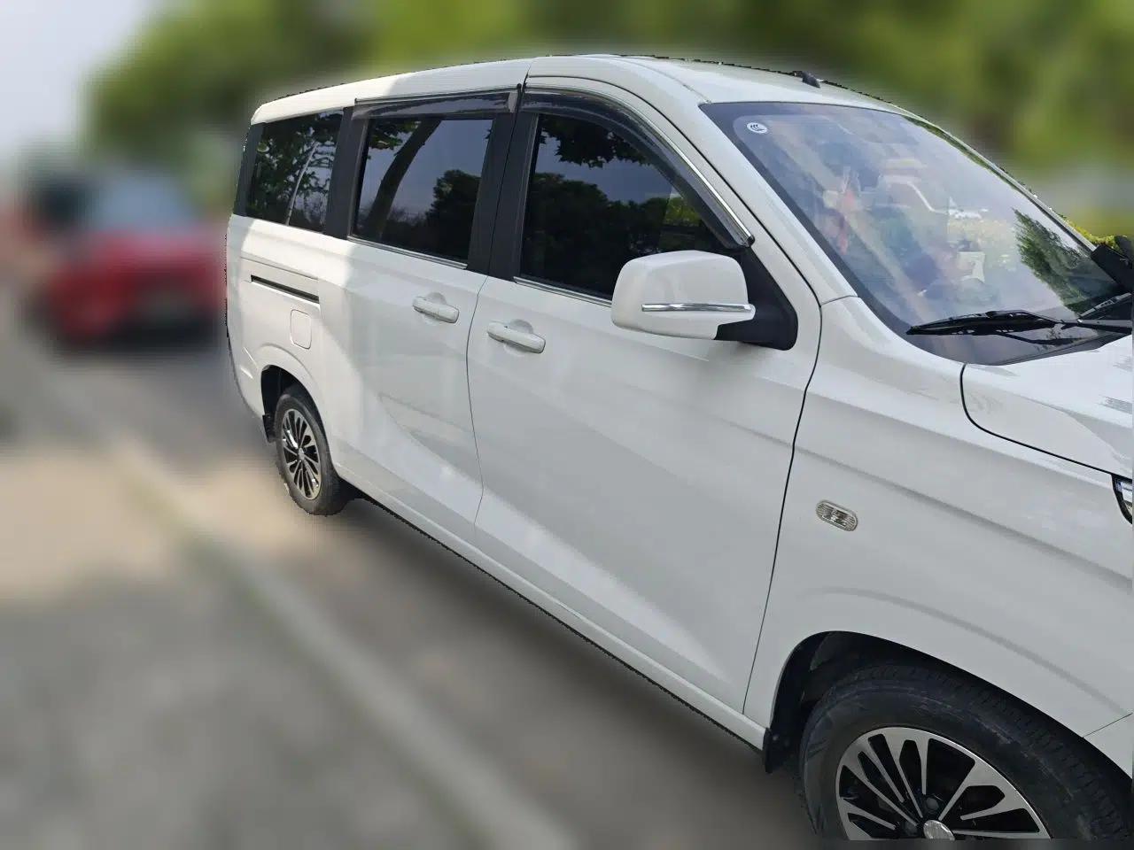 Dongfeng Fengon 380 2022 1.5L Comfort-Class Passenger Vehicle (Steel Spring) with 7 Seats — миниатюра 3