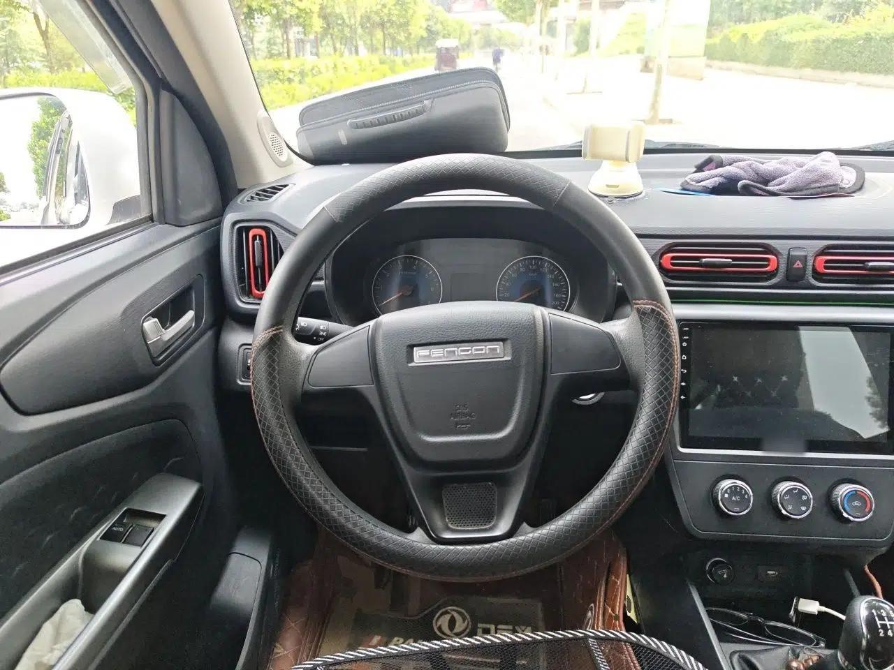 Dongfeng Fengon 380 2022 1.5L Comfort-Class Passenger Vehicle (Steel Spring) with 7 Seats — миниатюра 10