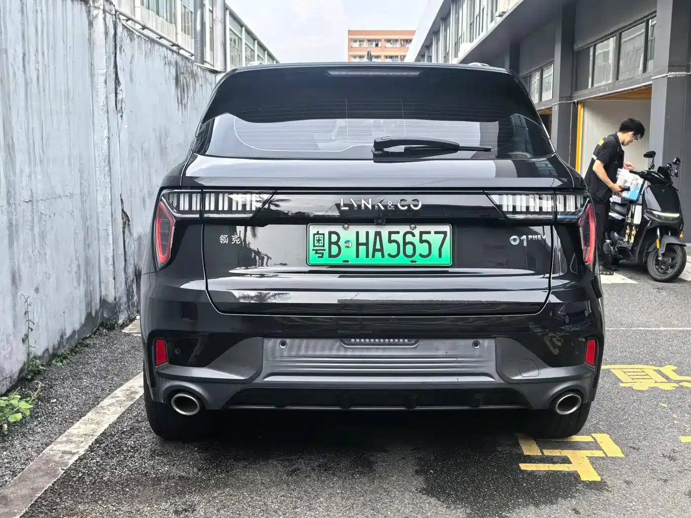Lynk & Co 01 EM-P 2022 1.5TD PHEV Plus — миниатюра 4