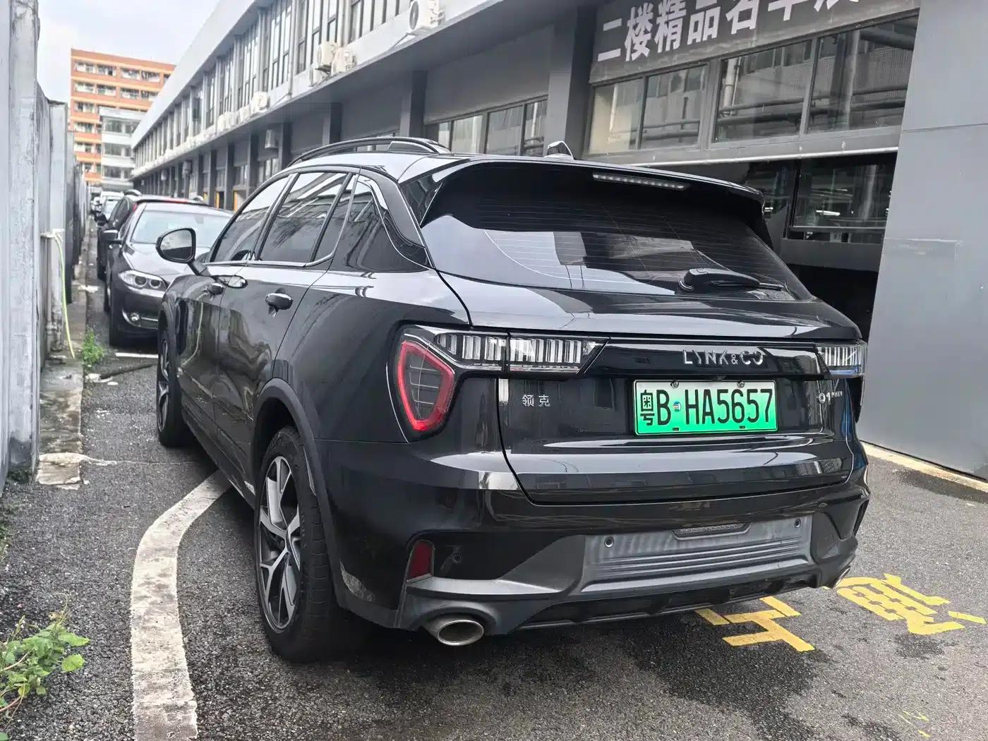 Lynk & Co 01 EM-P 2022 1.5TD PHEV Plus — миниатюра 6
