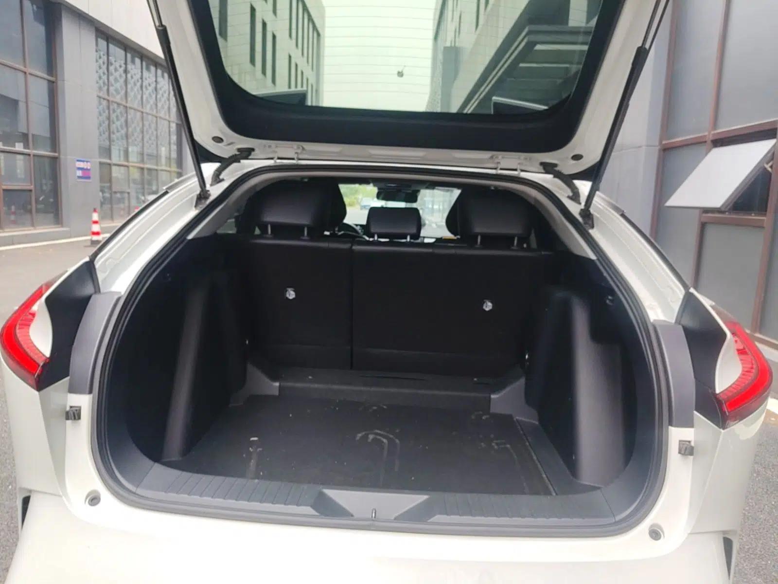 Toyota bZ5 2025 Model 550 PRO Smart Driving Edition — миниатюра 22